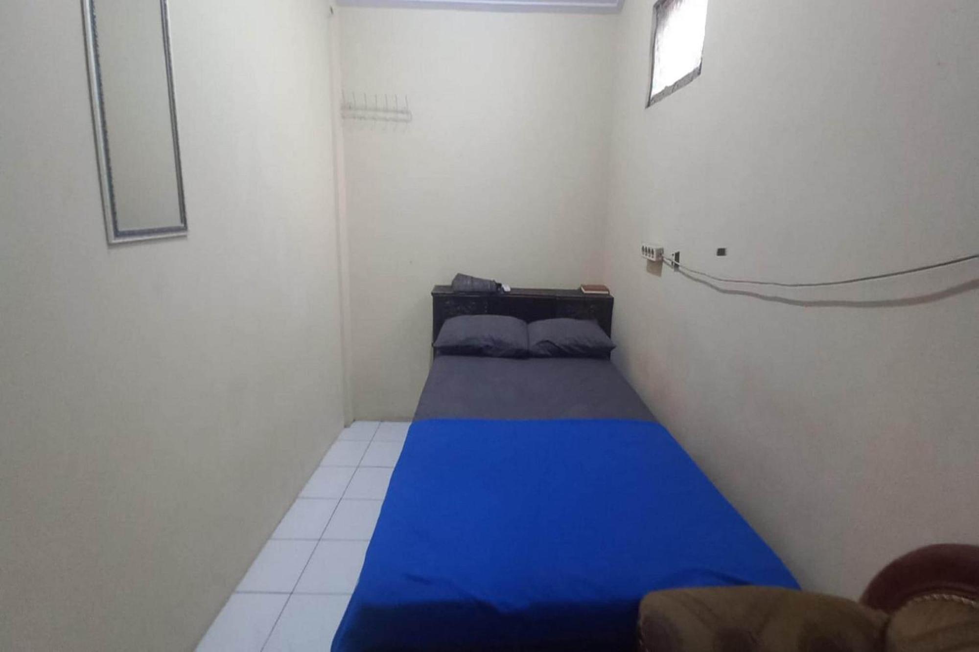 Oyo 94030 Ar Syariah Hotel