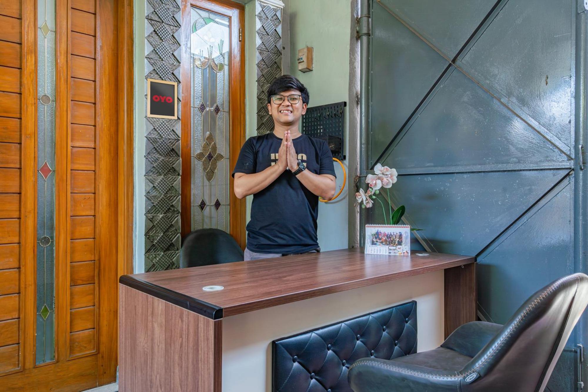 Hotel Oyo 94030 Ar Syariah